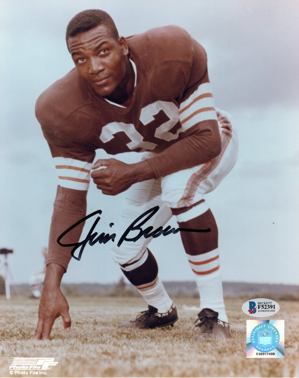 Jim Brown Signed Cleveland Browns 8x10 Photo Beckett Authenticated #9-Powers Sports Memorabilia
