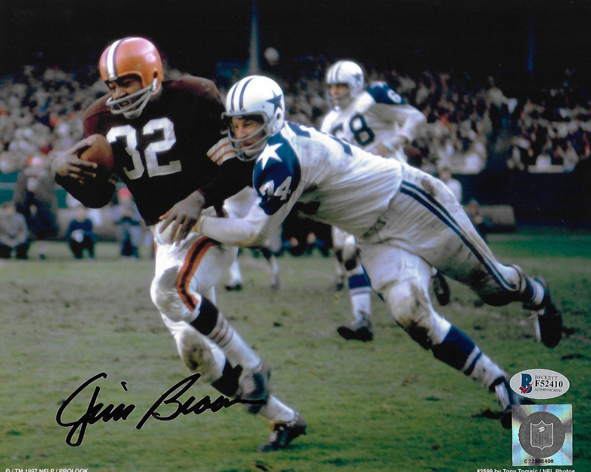 Jim Brown Autographed Cleveland Browns 8x10 Photo Beckett Authenticated #10-Powers Sports Memorabilia