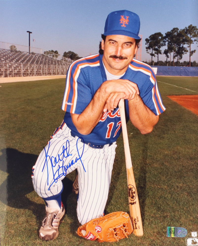 Keith Hernandez Autograph Signing-Powers Sports Memorabilia