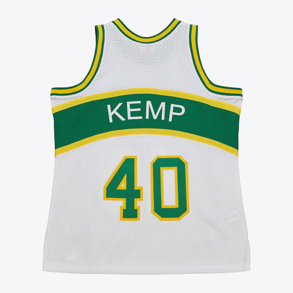 Shawn Kemp Autograph Signing-Powers Sports Memorabilia