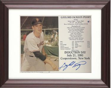 Gaylord Perry Autographed San Francisco Giants MLB Licensed Hall of Fame Induction Day 8 x 10 Photograph/Card Custom Framing- COA - CTBL_m42905-Powers Sports Memorabilia