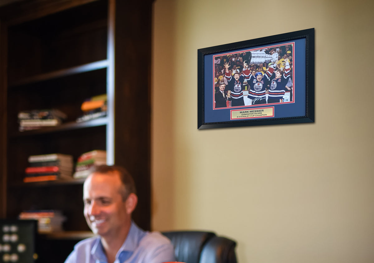Mark Messier Autographed Edmonton Oilers Signed Hockey 11x14 Framed Photo JSA COA-Powers Sports Memorabilia