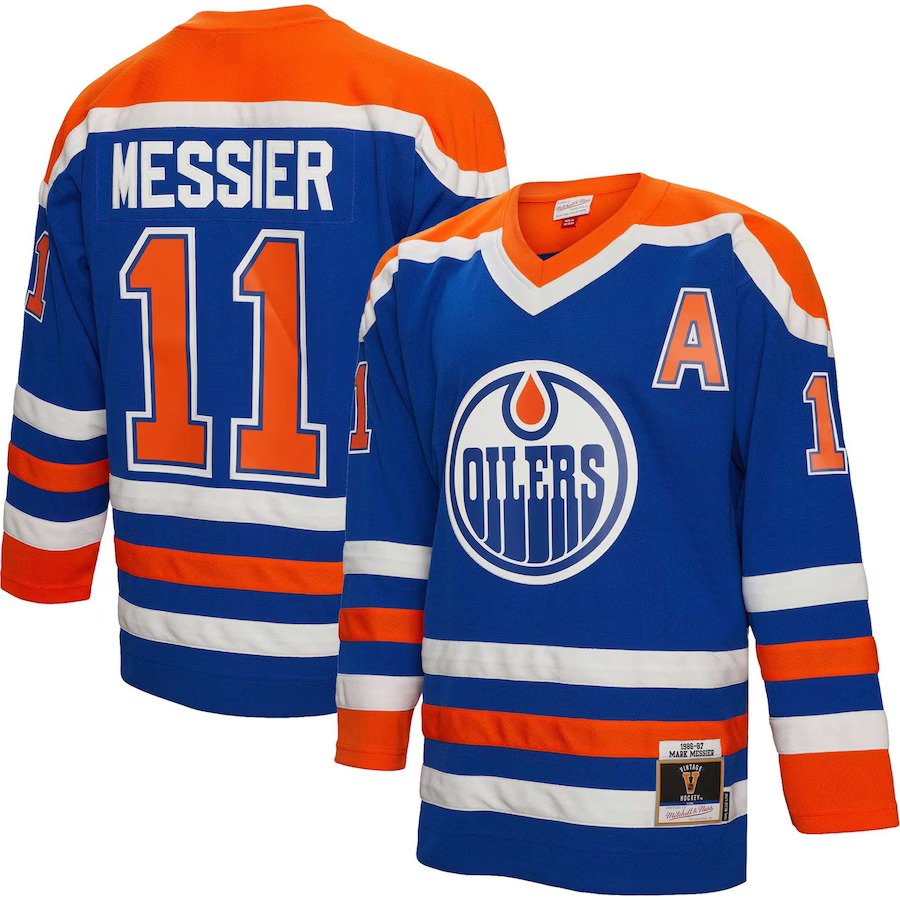 Mark Messier Autograph Signing-Powers Sports Memorabilia