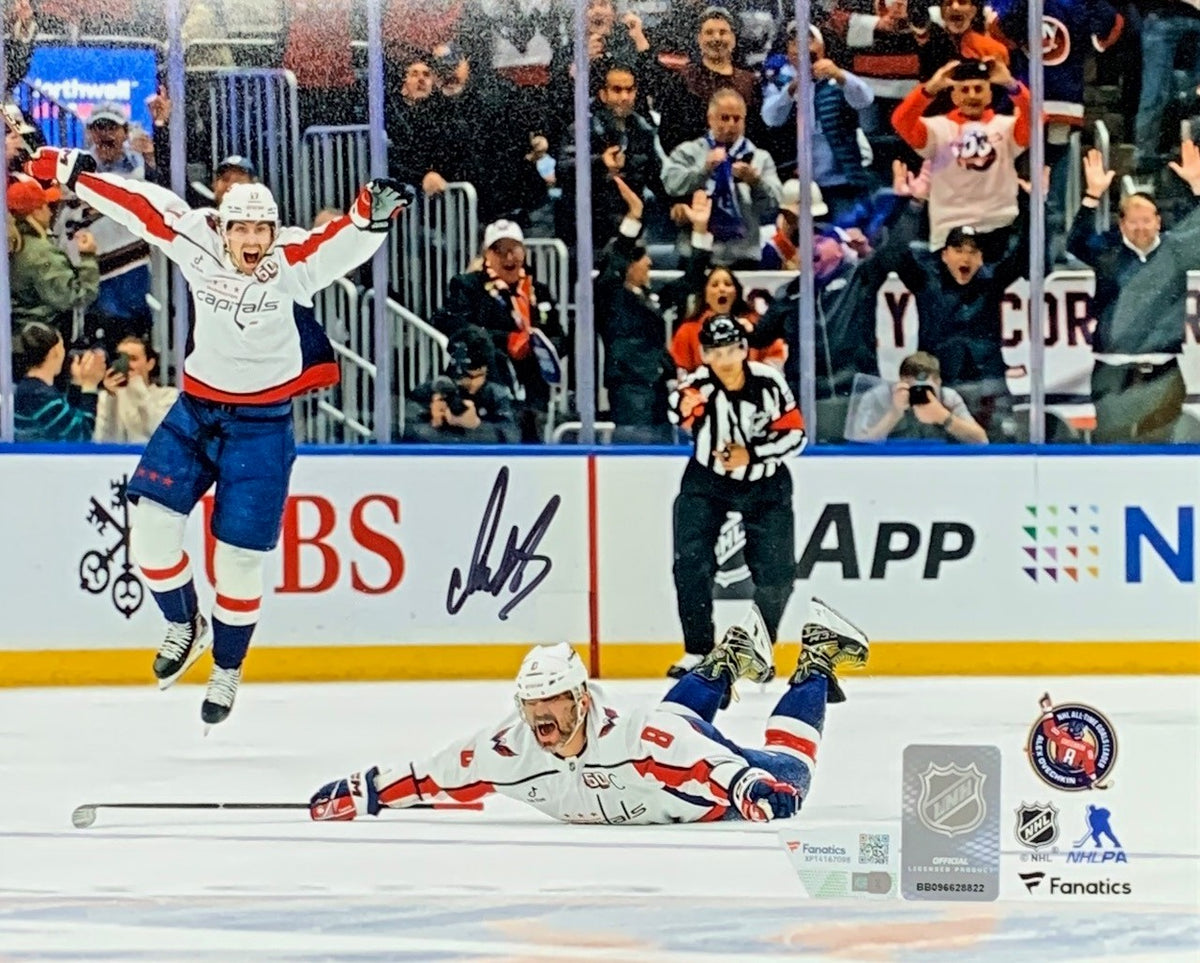 Alexander Ovechkin Autographed Washington Capitals Signed 8x10 Hockey Photo 895 Goal Breaks Wayne Gretzky&#39;s NHL Scoring Record Fanatics Authentic COA-Powers Sports Memorabilia