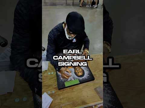 Earl Campbell Autograph Signing