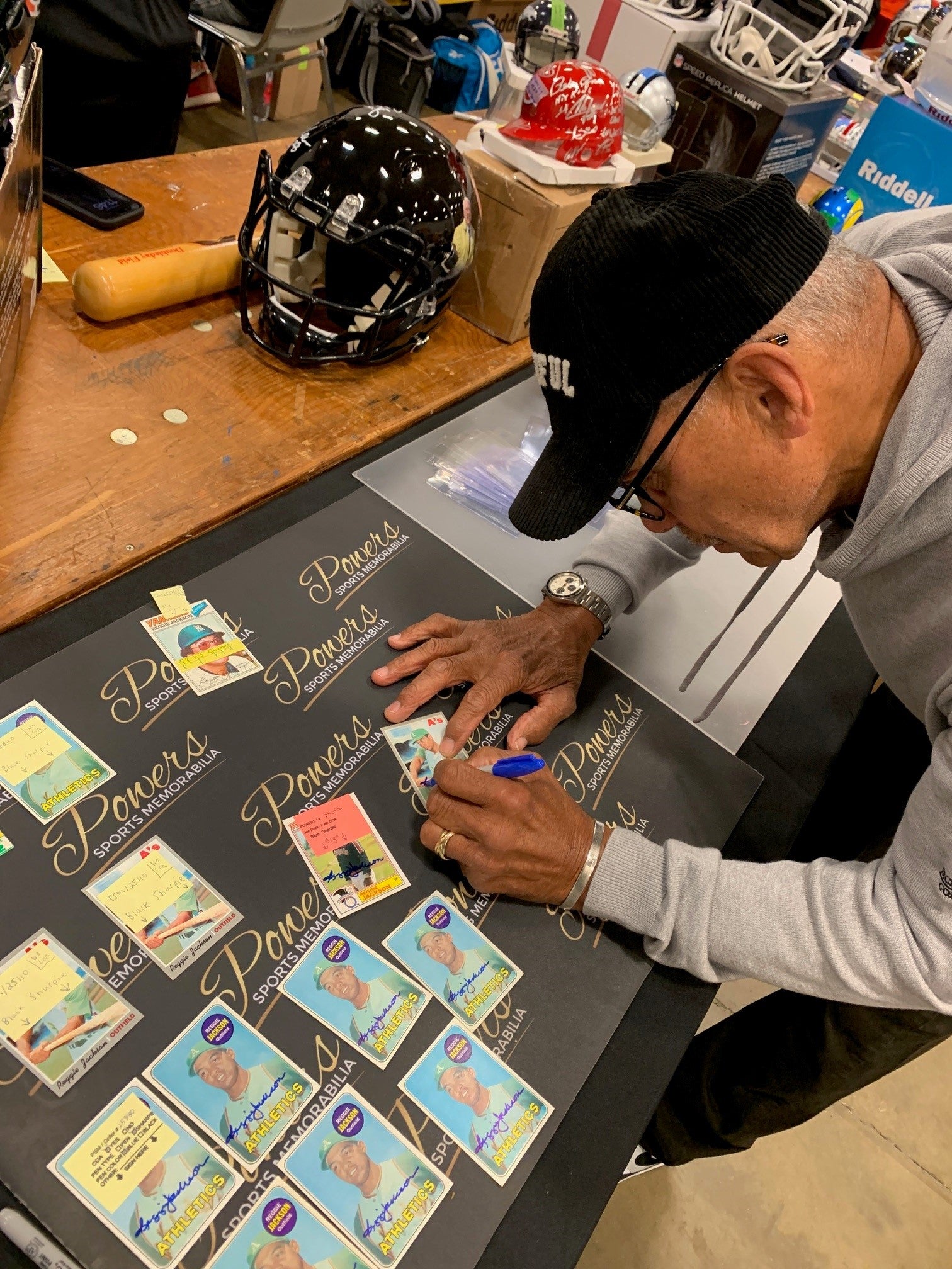 Reggie Jackson Autograph Signing-Powers Sports Memorabilia