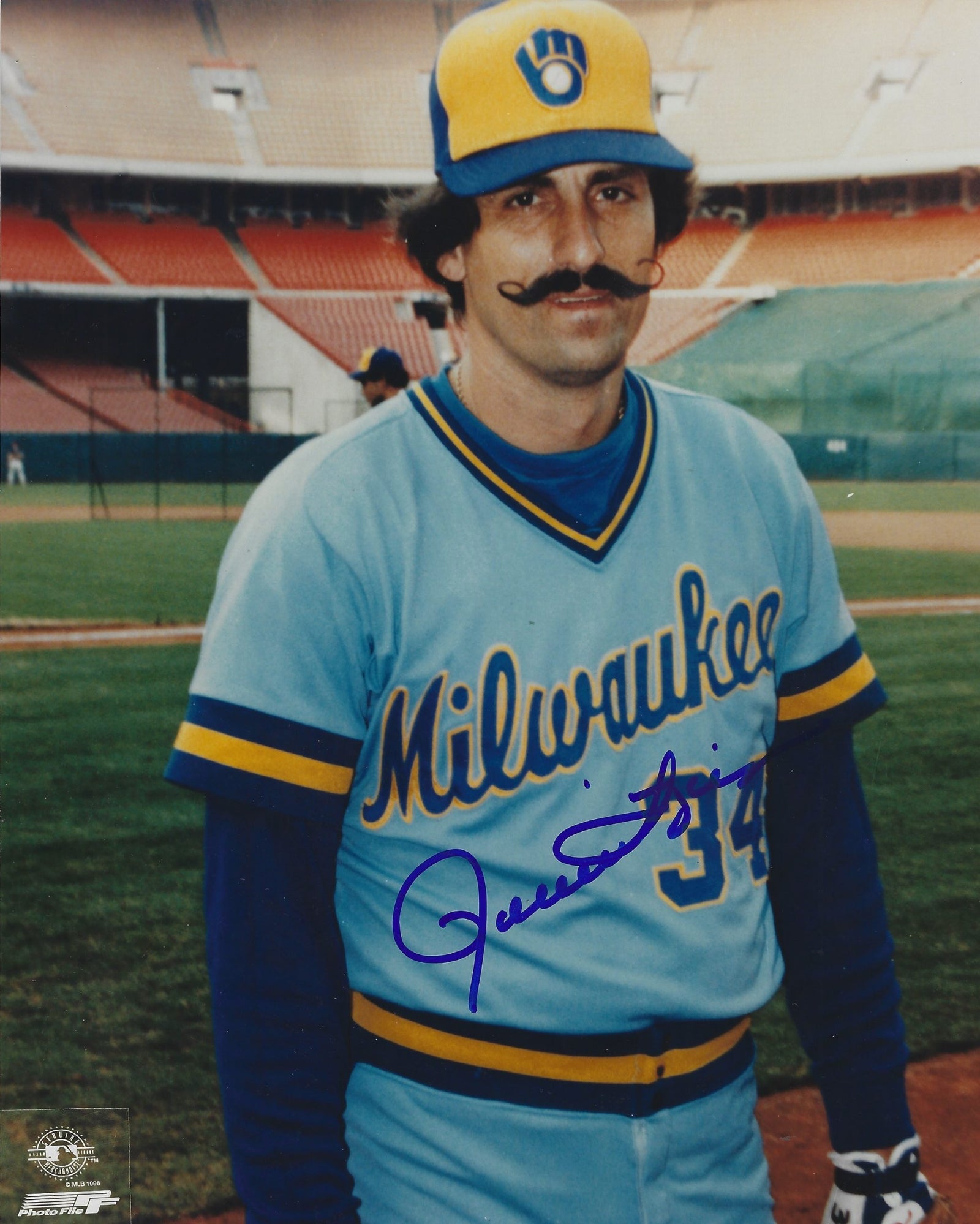 Rollie Fingers Autographed Sports Memorabilia Baseball Collectibles