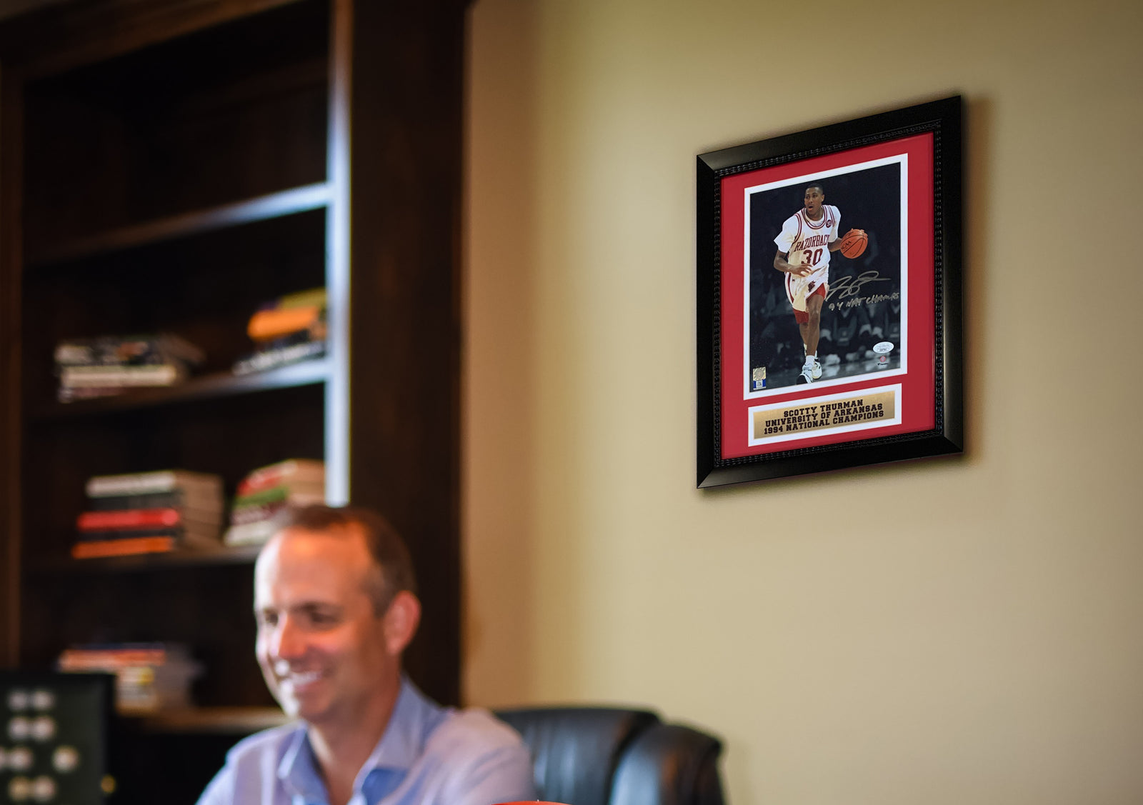 Scotty Thurman Autographed Arkansas 1994 Basketball Framed 8x10 Photo JSA COA-Powers Sports Memorabilia