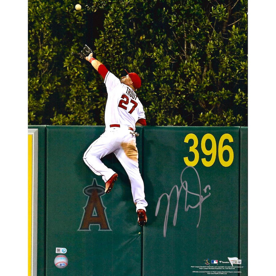 Mike Trout Autograph Signing-Powers Sports Memorabilia