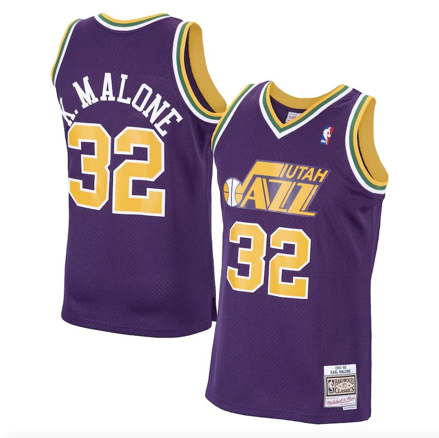 Karl Malone Autograph Signing-Powers Sports Memorabilia